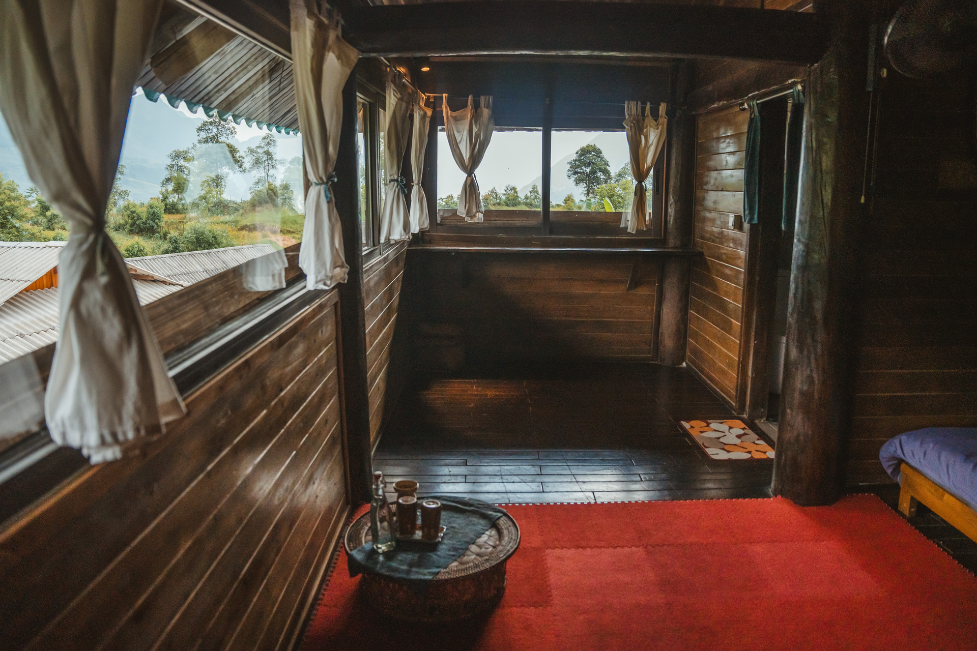 Moutain couple room